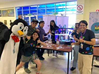 Momento del FLISoL 2025